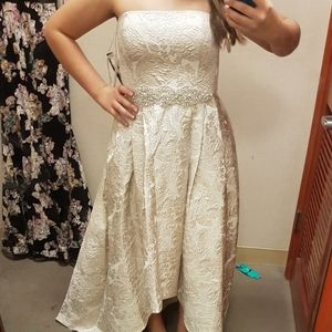 Prom Evening gown by Cachet Ivory Gold